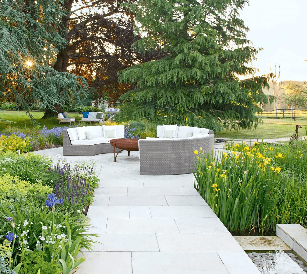 External garden path build